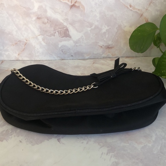 Dior Parfum small black bag w/zipper & bow detail - Picture 4 of 4